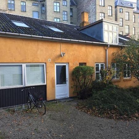 קופנהגן Rooms In Quiet Yellow Courtyard Apartment מראה חיצוני תמונה